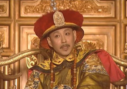 清朝康熙帝非嫡非长，为何年仅8岁就能继承皇位？揭秘康熙继位之谜