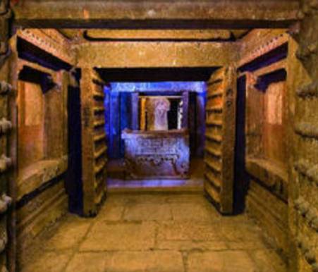 地宫藏珍启盛唐：法门寺珍宝里的皇家礼佛盛景